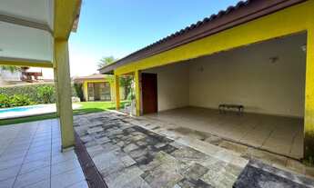 Imagem: CASA COM PISCINA EM CONDOMÍNIO DE ALTO