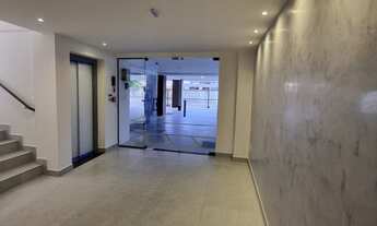 Imagem 2: APARTAMENTO COM 2 QUARTOS SENDO 1 SUÍTE, 52M2, ÁREA DE LAZER E ELEVADOR, NO BRISAMAR PRÓXI