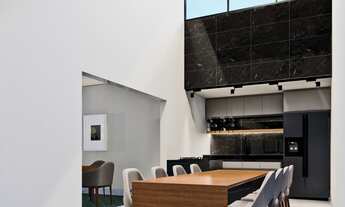 Imagem 4: CASA COM 5 DORMITÓRIOS SENDO 3 SUÍTES NO BAIRRO DO PORTAL DO SOL, A 990 METROS DA ORLA, 33