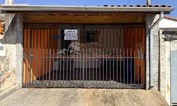 Imagem: Casa com dois quartos à venda no Jardim