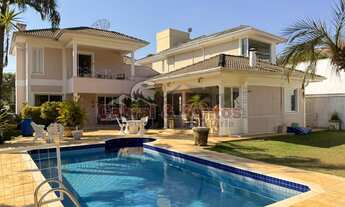 Imagem: Casa à venda no condomínio Jardim Theodora