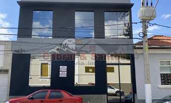 Imagem: Prédio comercial no coração do Centro