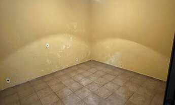 Imagem 2: Casa à Venda Localizado no Bairro Santa Cruz com Área construída de 214m²