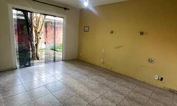 Imagem 6: Casa à Venda Localizado no Bairro Santa Cruz com Área construída de 214m²