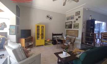 Imagem: Casa á venda Localizada no Bairro Jd. Santo