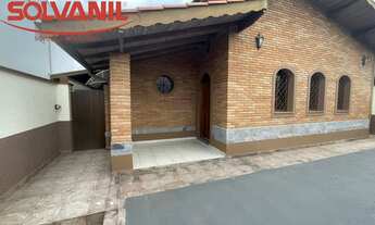 Imagem: Excelente casa no Jd. Sônia disponível