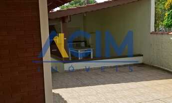 Imagem 4: Casa à Venda no Jardim Dom Bosco, Jaguariúna-SP: 2 Quartos, 1 Suíte, 2 Salas, 1 Banheiro