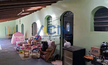 Imagem 6: Casa à venda Jardim Alice: 2 quartos, 1 suíte, 1 sala, 227m² de área. Venha conferir! Acei