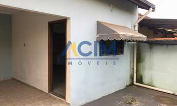 Imagem 2: Casa à Venda em Nova Jaguariúna-SP com 2 Quartos, 1 Suíte e 2 Vagas de Garagem