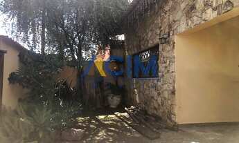 Imagem: Casa à venda em Jaguariúna-SP, bairro