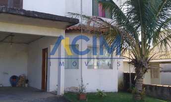 Imagem 2: Casa à Venda em Jaguariúna-SP: 4 Quartos, 1 Suíte, 4 Vagas - Conjunto Habitacional Vila 12