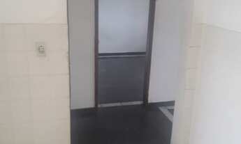 Imagem 6: 2 dormitórios, 1 vaga na garagem, 70M² de Área Construída