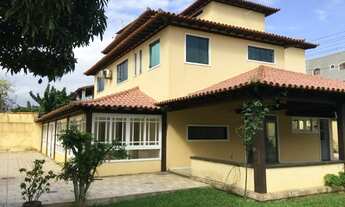 Imagem: 6 dormitórios na Avenida Saquarema