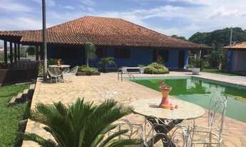 Imagem: 8 dormitórios na Rua Costa Verde