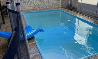 Imagem 2: 3 dormitórios, 2 suíte, 3 banheiro, 5 vagas na garagem