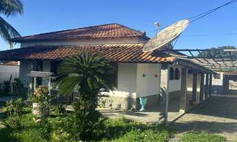 Imagem: 3 dormitórios na Rua Praia Da Caculagem