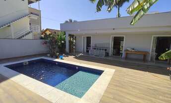 Imagem 2: 3 dormitórios na Rua Das Garoupas