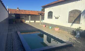 Imagem 2: 3 dormitórios na Rua Praia Da Caculagem