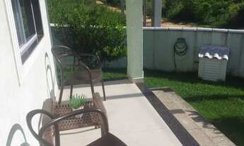 Imagem 2: 2 dormitórios, 1 suítes, 2 banheiro, 2 vagas na garagem