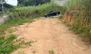 Imagem: 450M² de Área Total na Rua Das Magnólias