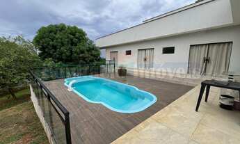 Imagem 1: 3 dormitórios, 1 suítes, 2 banheiro