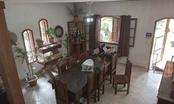 Imagem 5: 4 dormitórios, 2 banheiro, 2 vagas na garagem