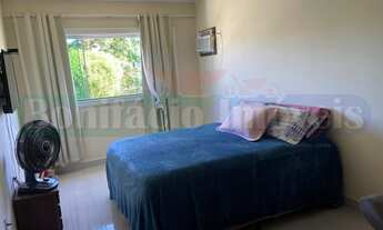 Imagem 2: 3 dormitórios na Rua Amália Ribeiro Dos Santos