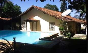 Imagem: 6 dormitórios na Rua Minalba