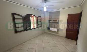 Imagem 3: 4 dormitórios na Rua Beatriz Campos