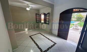 Imagem 2: 4 dormitórios na Rua Beatriz Campos