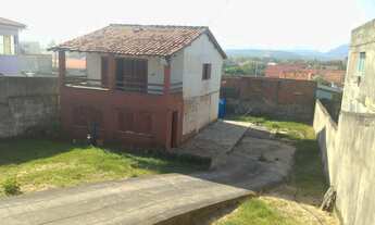 Imagem: 3 dormitórios, 2 banheiro, 3 vagas na garagem