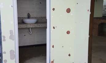 Imagem 2: 4 dormitórios na Estrada Francisco Da Cruz Nunes