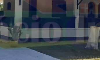 Imagem: 3 dormitórios, 1 banheiros, 5 vagas na