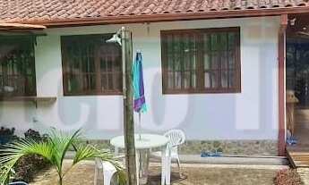 Imagem: 6 dormitórios, 2 suíte, 4 banheiro, 2