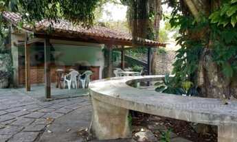 Imagem 2: 10 dormitórios, 7 suíte, 9 banheiro