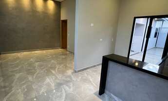 Imagem 2: 3 dormitórios, 1 suítes, 2 banheiro, 2 vagas na garagem, 83M² de Área Construída