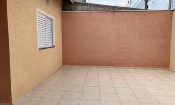 Imagem: 3 dormitórios, 1 suítes, 2 vagas na garagem