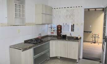 Imagem 7: 3 dormitórios, 1 suítes, 2 banheiro, 2 vagas na garagem, 140M² de Área Construída