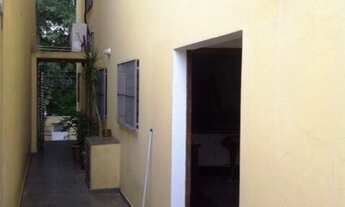 Imagem 3: 3 dormitórios, 1 suítes, 2 banheiro, 2 vagas na garagem