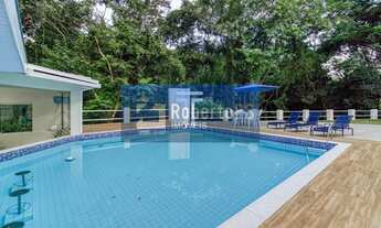 Imagem 6: CASA ALTO PADRÃO EM CONDOMÍNIO NO URBANOVA COM PISCINA