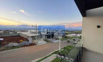 Imagem 4: Sobrado de alto padrão para venda no condomínio em Caçapava-SP