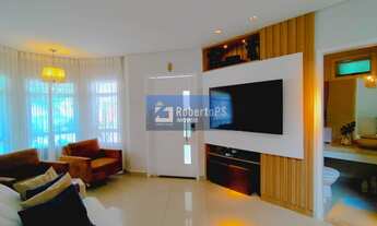 Imagem 2: Casa de Luxo em Condomínio: 4 quartos, 2 suítes, 2 salas, 4 banheiros, 4 vagas, 220m² - Ur