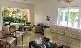 Imagem: Luxuosa Casa em Condomínio à Venda em