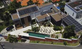 Imagem 2: 5 dormitórios, 3 suíte, 530M² de Área Construída