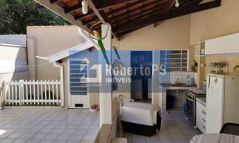 Imagem 5: Casa à venda com 3 quartos sendo uma suíte na Avenida Tivoli em SJCampos