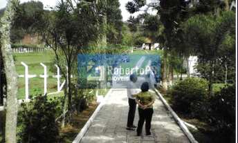 Imagem 2: Sítio em ótimo estado de conservação com 18000 metros quadrados sendo 1000 metros quadrado