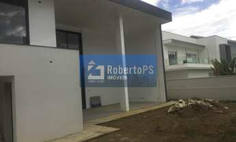 Imagem 4: Casa de Luxo no Condomínio Urbanova: 4 Quartos, 4 Suítes, 3 Salas, 3 Vagas de Garagem e 46