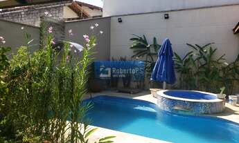 Imagem 5: Sobrado com 4 quartos / 2 suítes com consultório em anexo e piscina