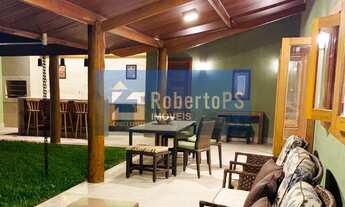 Imagem 5: Magnífica Casa de Luxo à Venda em Ubatuba-SP, Bairro Maranduba - 3 Quartos, 3 Suítes, 2 Sa