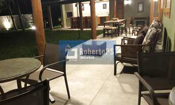 Imagem 3: Magnífica Casa de Luxo à Venda em Ubatuba-SP, Bairro Maranduba - 3 Quartos, 3 Suítes, 2 Sa